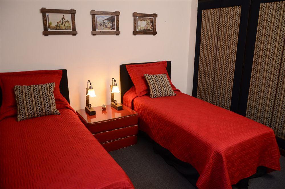 Susana Just Boutique Hotel Vicente Lopez Exterior photo